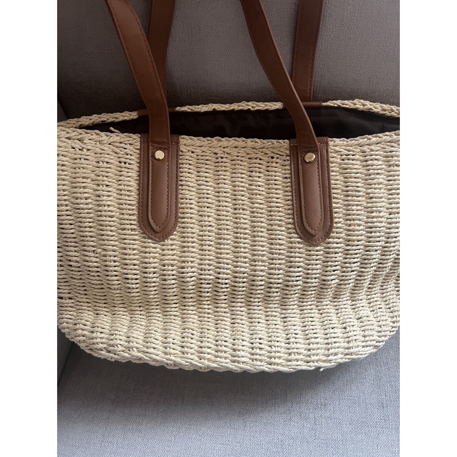 Casual Woven Straw Tote Bag With Brown Faux Leather Handles Summer Beach